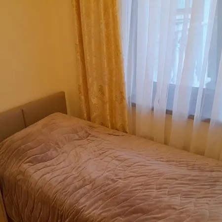 4-zimmer Luxusapartment Direkt Am Strand, Mit Seitenmeerblick, Apartmenthaus 