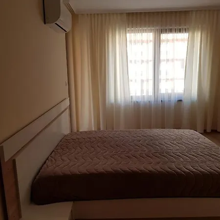 Aparthotel 4-zimmer Luxusapartment Direkt Am Strand, Mit Seitenmeerblick, Apartmenthaus 