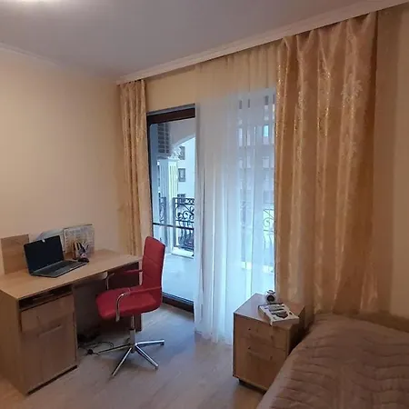 4-zimmer Luxusapartment Direkt Am Strand, Mit Seitenmeerblick, Apartmenthaus 